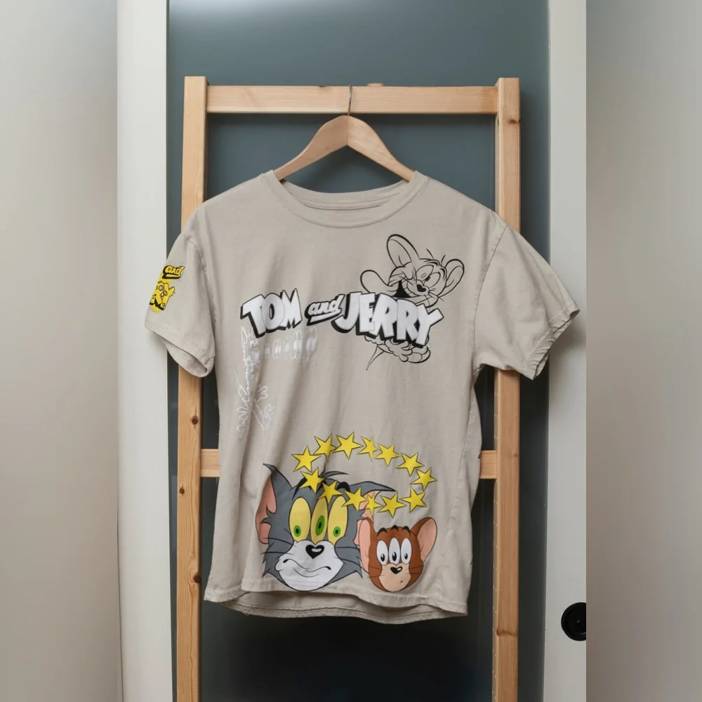 Tom and Jerry graphic T-shirt - Picture 2 of 9